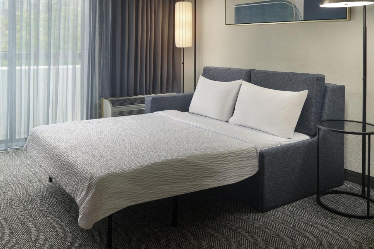 Courtyard By Marriott Atlanta Executive Park/Emory Hotel Druid Hills Bagian luar foto