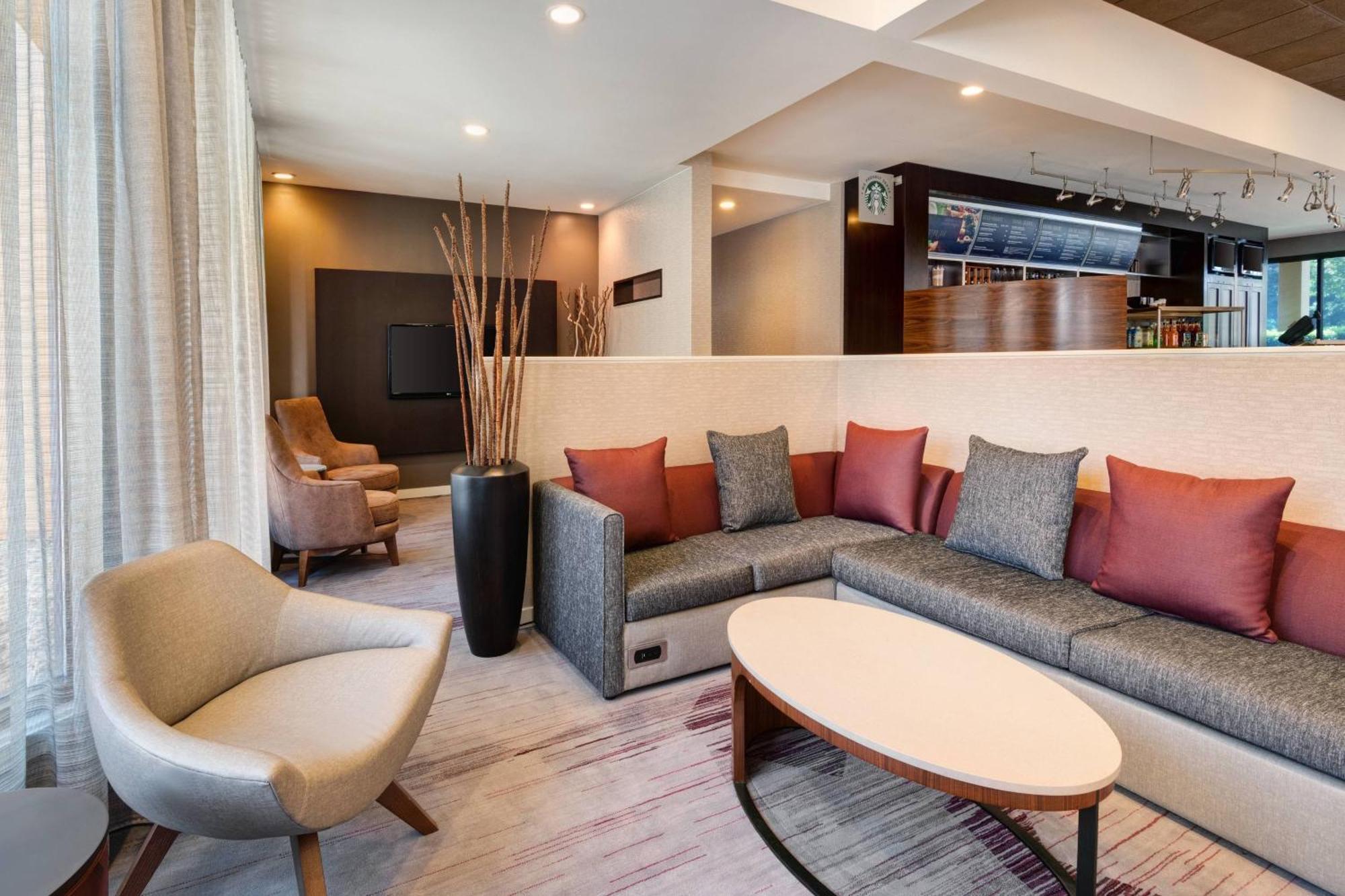 Courtyard By Marriott Atlanta Executive Park/Emory Hotel Druid Hills Bagian luar foto