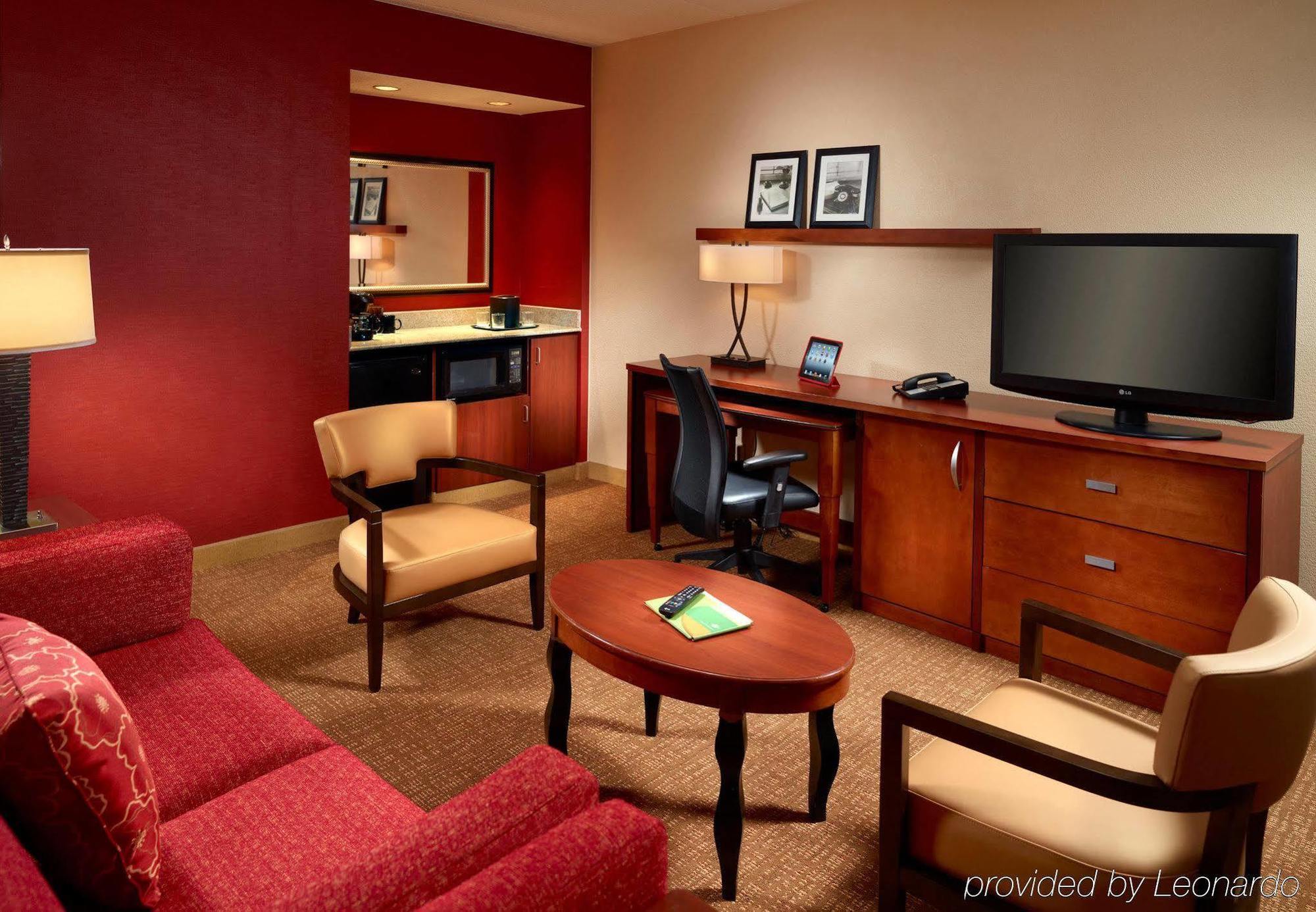 Courtyard By Marriott Atlanta Executive Park/Emory Hotel Druid Hills Bagian luar foto