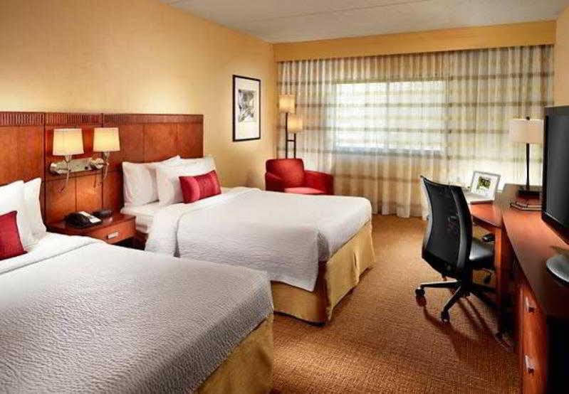 Courtyard By Marriott Atlanta Executive Park/Emory Hotel Druid Hills Bagian luar foto