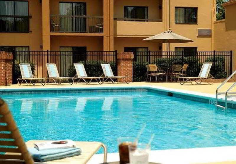 Courtyard By Marriott Atlanta Executive Park/Emory Hotel Druid Hills Bagian luar foto