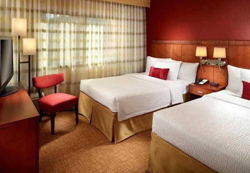 Courtyard By Marriott Atlanta Executive Park/Emory Hotel Druid Hills Bagian luar foto