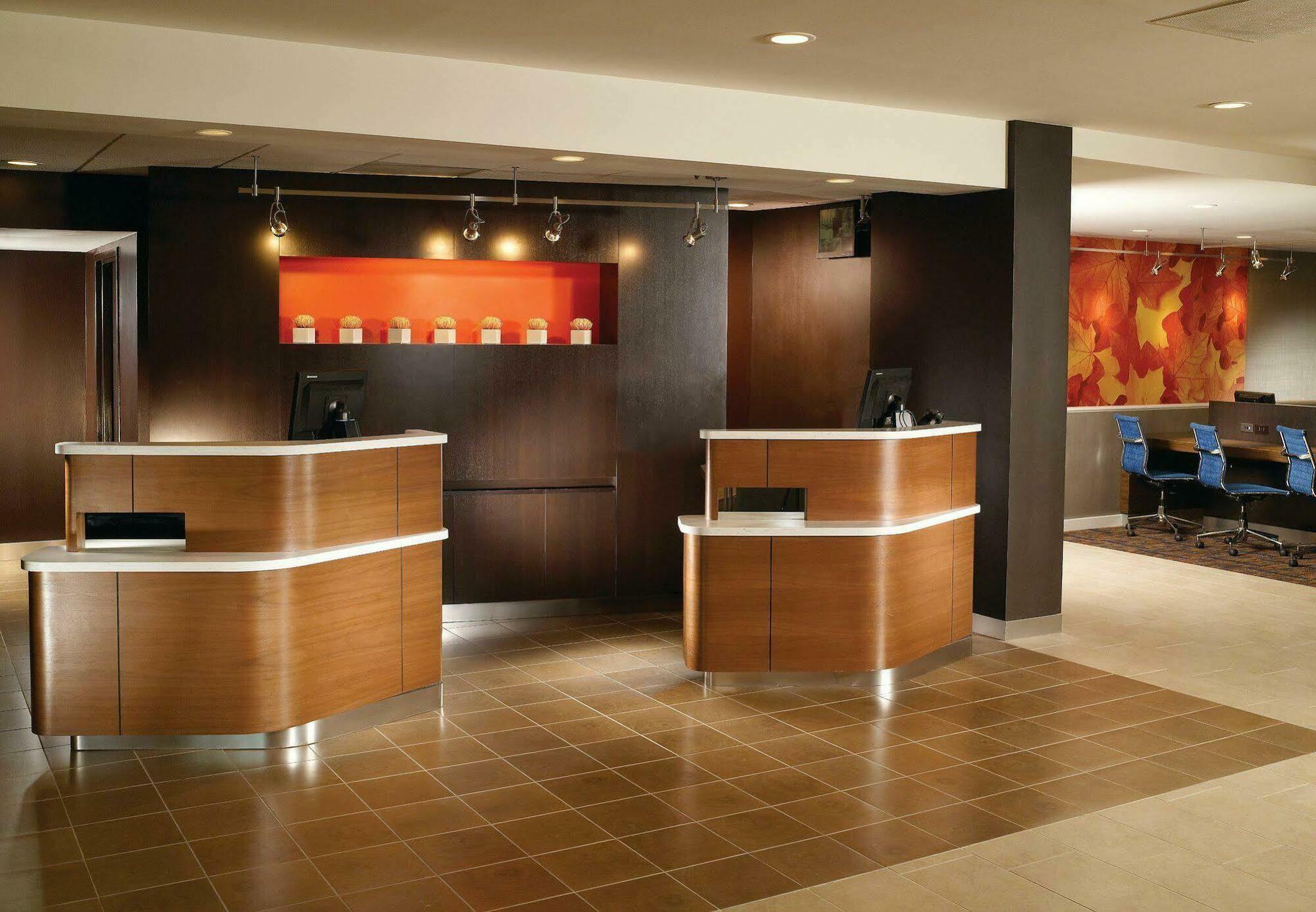 Courtyard By Marriott Atlanta Executive Park/Emory Hotel Druid Hills Bagian luar foto